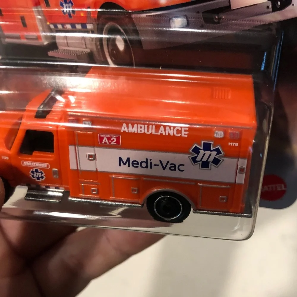 Mattel Matchbox Orange Medi-Vac Ambulance